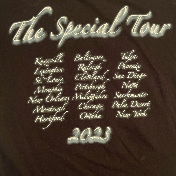 Official Lizzo Merch From The Special Tour 2023 T Shirt Black Large Worn Once - Picture 5 of 7